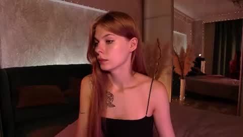 Snapshot of rosy_black_ chatting on 06-25-26, 07:29 rosy_black_ online show from 06-25-26, 07:29
