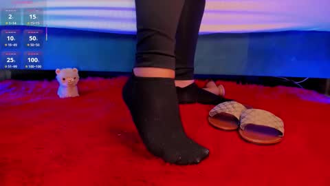 rosyejones online show from 10-25-25, 02:41