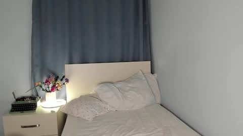 Snapshot of roter_rita chatting on 01-07-25, 01:28 roter_rita online show from 01-07-25, 01:28