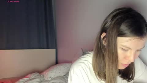 Snapshot of roter_rita chatting on 02-04-25, 03:33 roter_rita online show from 02-04-25, 03:33