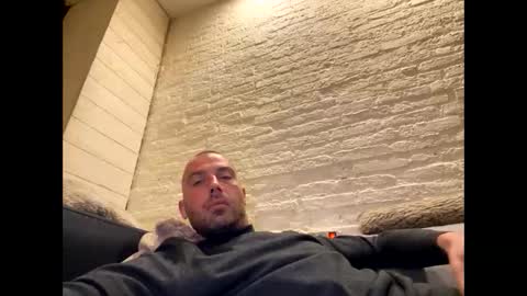 rotteei1 online show from 09-29-25, 05:18