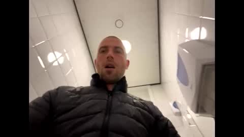 rotteei1 online show from 10-14-25, 08:26