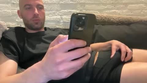 rotteei1 online show from 04-20-26, 04:43