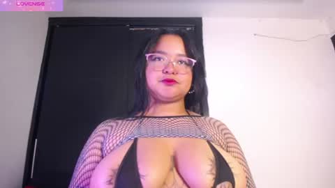 Snapshot of rous_25 chatting on 07-19-26, 01:15 rous_25 online show from 07-19-26, 01:15
