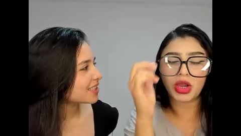 Snapshot of rous_and_sweet chatting on 11-29-25, 03:20 Rous and Sweet online show from 11-29-25, 03:20