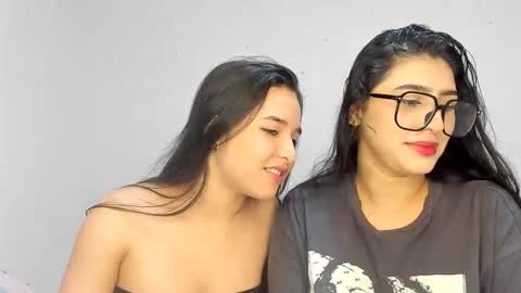 Snapshot of rous_and_sweet chatting on 12-21-25, 02:02 Rous and Sweet online show from 12-21-25, 02:02