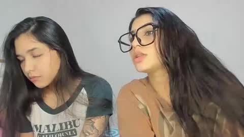 Snapshot of rous_and_sweet chatting on 02-06-26, 03:33 Rous and Sweet online show from 02-06-26, 03:33