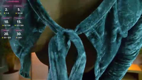 Snapshot of rouse_leon chatting on 10-09-25, 07:12 Rouse leon online show from 10-09-25, 07:12