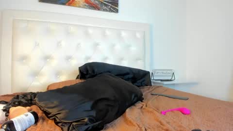 rouse_sexy_hotxx77 online show from 04-18-26, 07:58