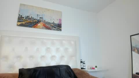 Snapshot of rouse_sexy_hotxx77 chatting on 05-23-26, 01:00 rouse_sexy_hotxx77 online show from 05-23-26, 01:00