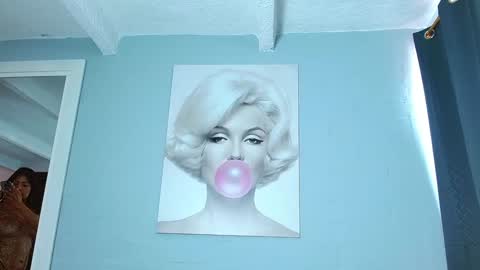 Snapshot of rousebonnett chatting on 12-06-24, 06:39 ROUSE  online show from 12-06-24, 06:39