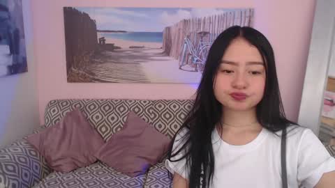 Snapshot of rousee_v chatting on 01-15-25, 08:26 Rousee online show from 01-15-25, 08:26