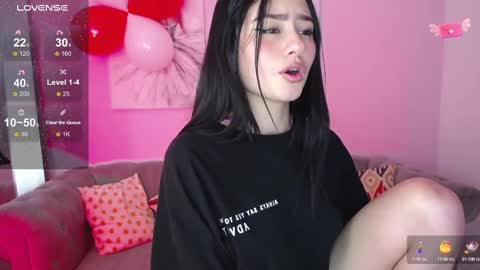 Snapshot of rousee_v chatting on 02-14-25, 05:30 Rousee online show from 02-14-25, 05:30