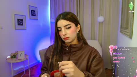 Snapshot of rousee_v chatting on 10-04-25, 12:58 Rousee online show from 10-04-25, 12:58