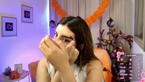 Snapshot of rousee_v chatting on 10-17-25, 12:52 Rousee online show from 10-17-25, 12:52