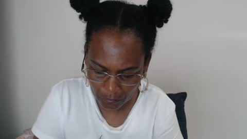 luxa online show from 01-27-25, 12:48