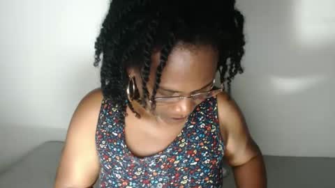 luxa online show from 03-06-25, 01:05