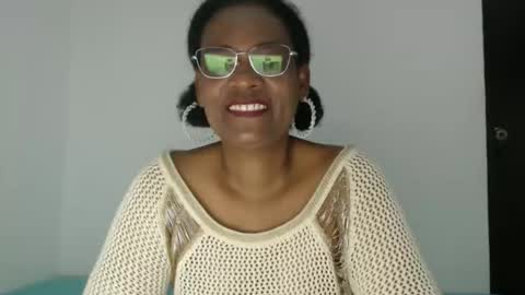 luxa online show from 10-03-25, 12:35