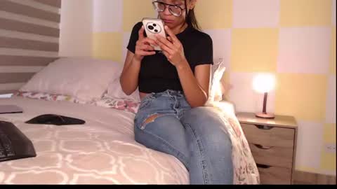 Snapshot of rouss_henao chatting on 06-14-26, 05:59 Rouss marie henao online show from 06-14-26, 05:59