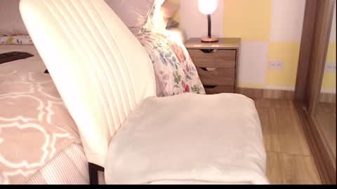 Snapshot of rouss_henao chatting on 06-15-26, 10:34 Rouss marie henao online show from 06-15-26, 10:34