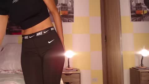 Snapshot of rouss_henao chatting on 06-30-26, 10:55 Rouss marie henao online show from 06-30-26, 10:55