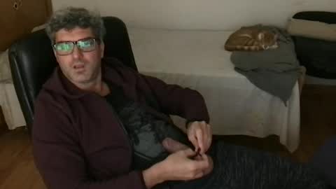 Snapshot of rousshen chatting on 06-11-26, 04:49 rousshen online show from 06-11-26, 04:49