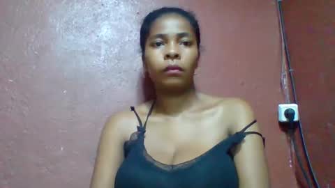 rovaelyah online show from 11-24-25, 02:28