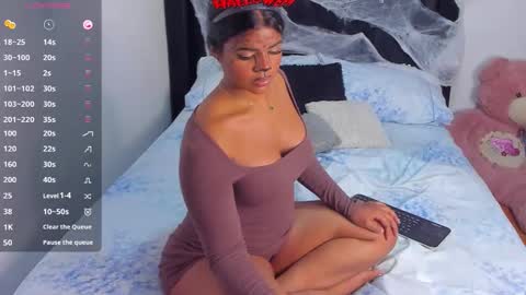 Rox online show from 10-31-25, 12:44