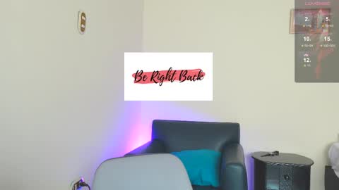 Roxanna online show from 02-24-25, 06:04