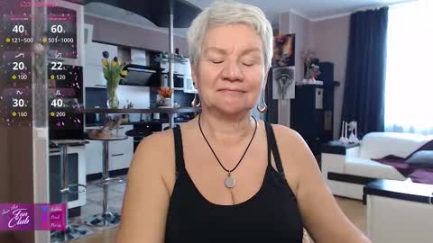 Roxana online show from 03-11-26, 02:56