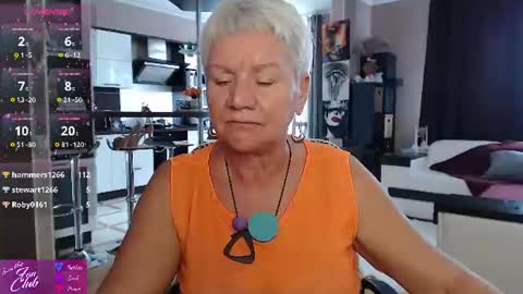 Roxana online show from 06-18-26, 01:26
