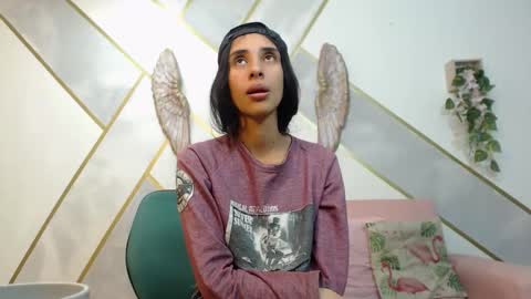   online show from 10-23-25, 07:34