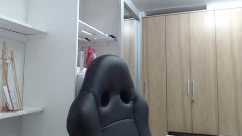 Snapshot of roxanalove7 chatting on 01-11-25, 12:55 Roxana online show from 01-11-25, 12:55