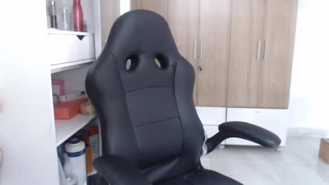 Snapshot of roxanalove7 chatting on 03-06-25, 06:37 Roxana online show from 03-06-25, 06:37