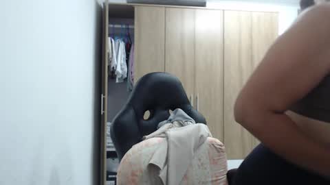 Snapshot of roxanalove7 chatting on 11-06-25, 01:39 Roxana online show from 11-06-25, 01:39