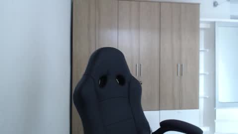 Snapshot of roxanalove7 chatting on 11-23-25, 06:08 Roxana online show from 11-23-25, 06:08