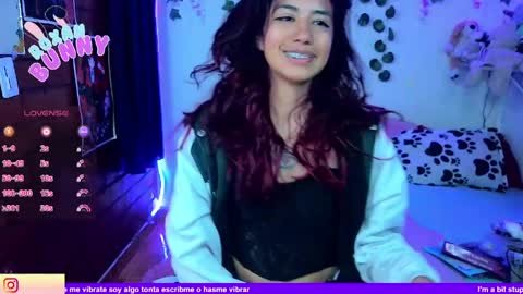 roxxy online show from 05-19-26, 01:33