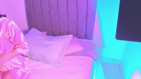 Roxane online show from 12-03-25, 10:24