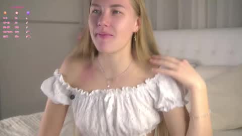 Anna Lokiss online show from 11-05-25, 11:43