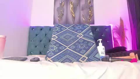 Roxanna online show from 07-08-26, 10:53