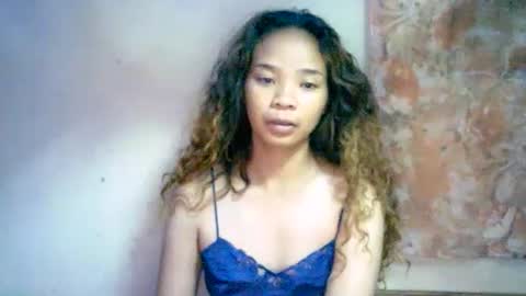 roxanne_98 online show from 12-19-24, 11:46