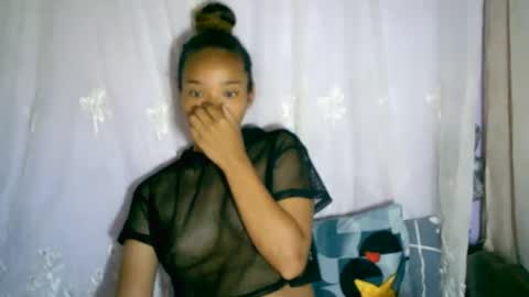 roxanne_98 online show from 02-12-25, 02:24
