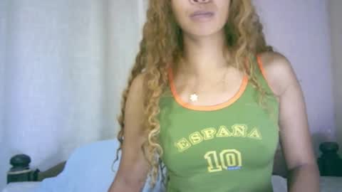 roxanne_98 online show from 11-14-25, 01:37
