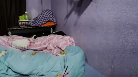 roxanne_98 online show from 07-13-26, 03:42