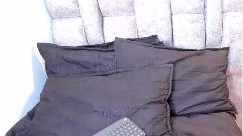 Roxanna online show from 09-29-25, 12:32