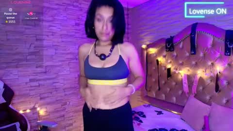 roxanne_han online show from 12-03-25, 12:03