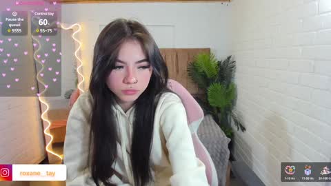 roxanne_tay online show from 12-30-24, 07:53