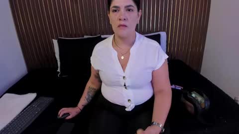 Roxie  online show from 11-07-25, 12:05