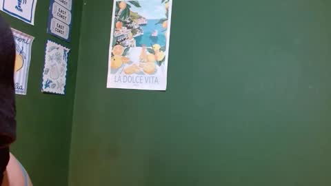 Snapshot of roxiehood chatting on 02-10-26, 01:53 Roxie online show from 02-10-26, 01:53