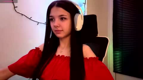 Hana online show from 03-12-26, 06:14